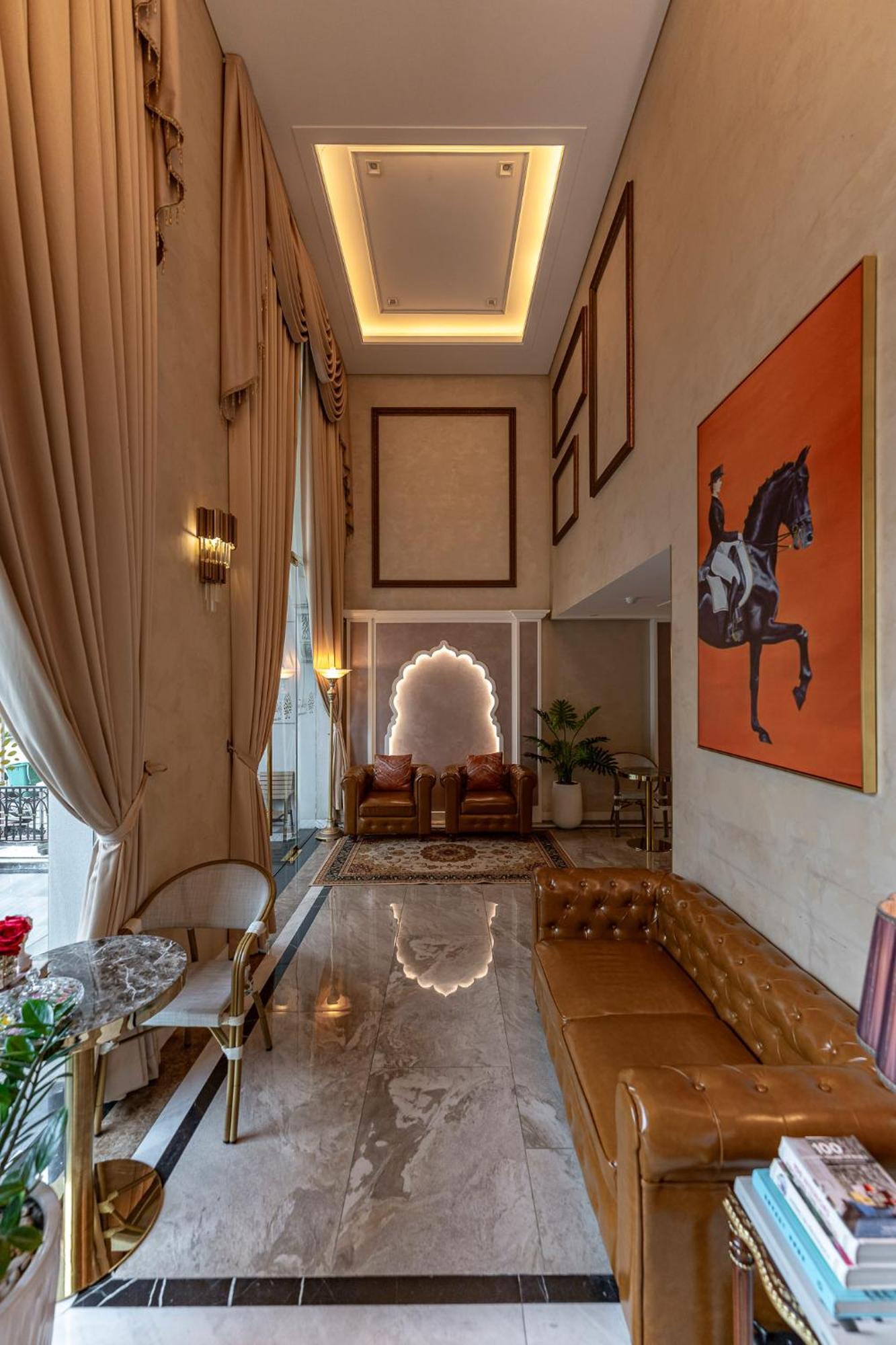 Golden Tree Hotel & Apartment ホーチミン市 エクステリア 写真
